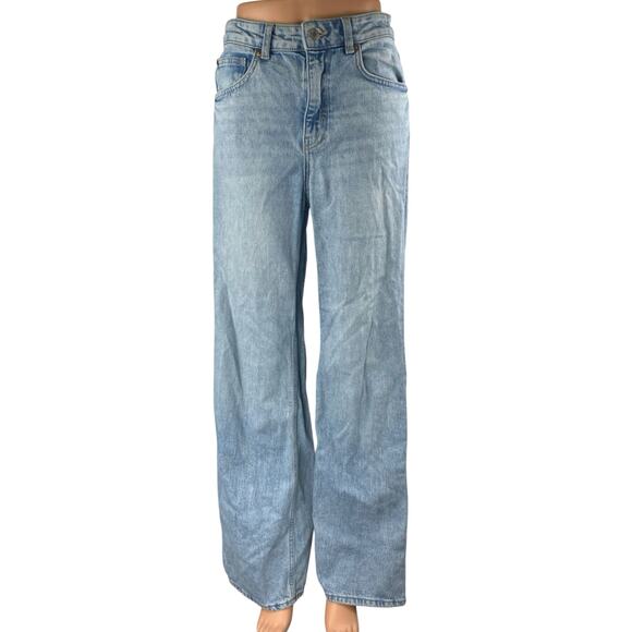 H&M Women's Blue Light Wash High Waisted Baggy Wide Leg Denim Jeans Size 4 - Picture 1 of 4